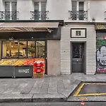Cosy Mezzanine Studio in the Heart of Paris (4)